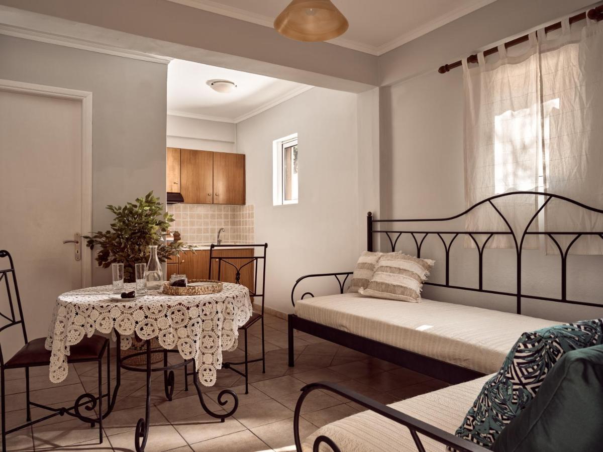 Razis Apartments チィリヴィ エクステリア 写真