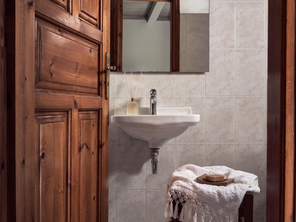 Razis Apartments チィリヴィ エクステリア 写真